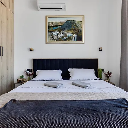 فيلة Nikoleta By Interhome *